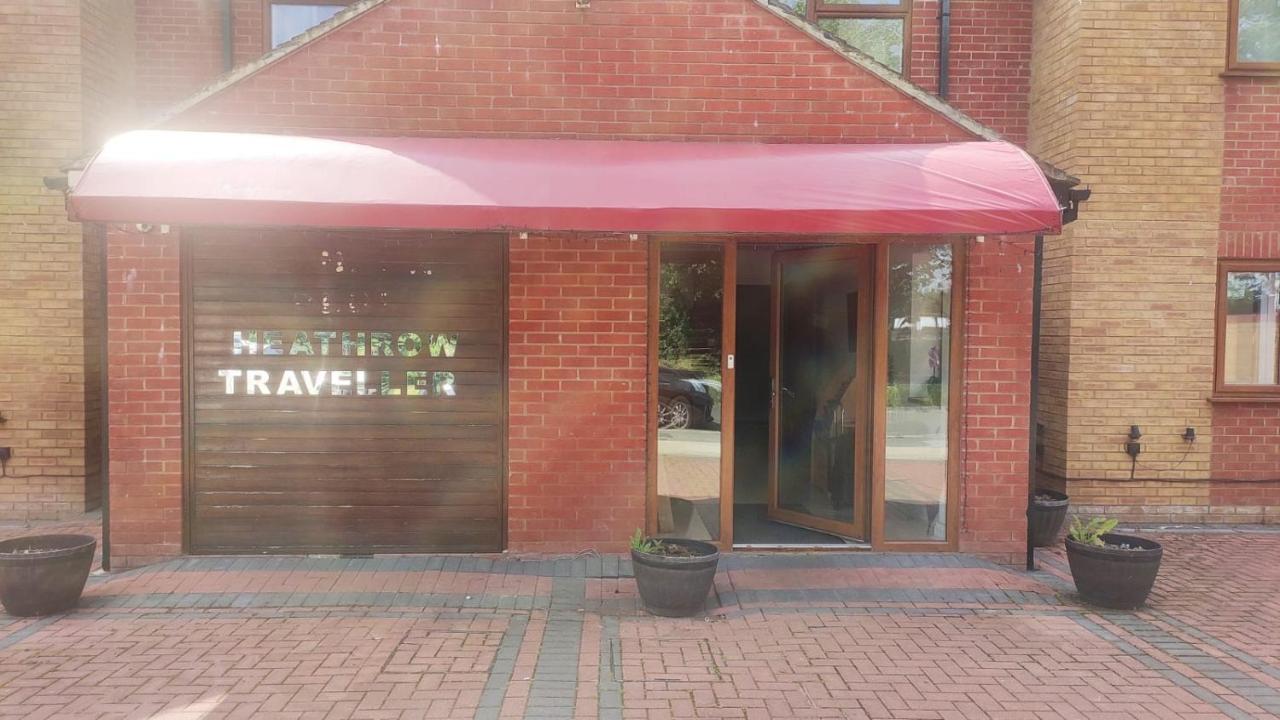 Heathrow Travellers Hub Bed and Breakfast Hounslow Eksteriør billede
