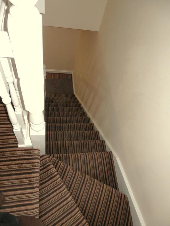 Heathrow Travellers Hub Bed and Breakfast Hounslow Eksteriør billede