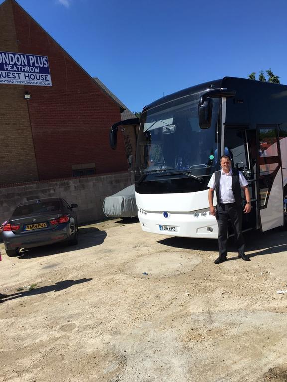 Heathrow Travellers Hub Bed and Breakfast Hounslow Eksteriør billede
